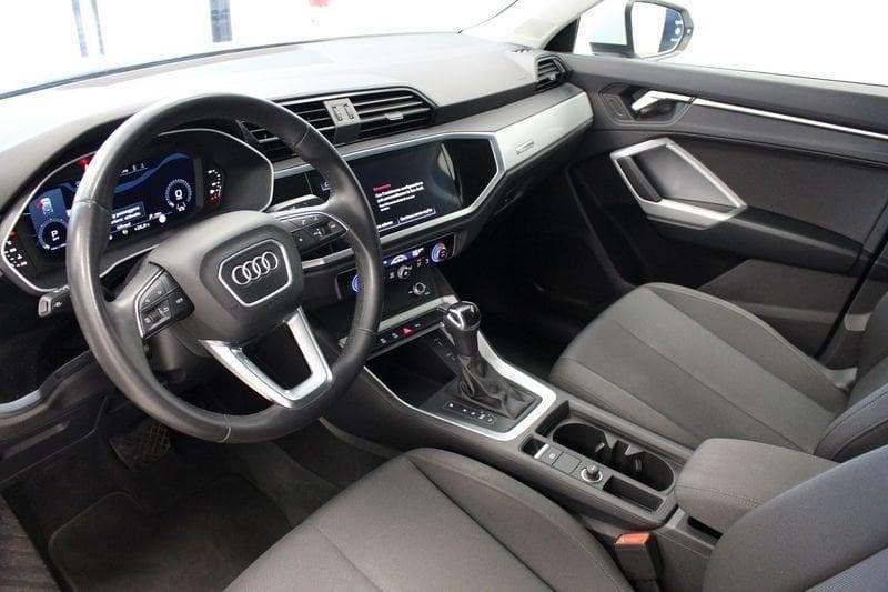 Audi Q3 35 TDI S tronic Business