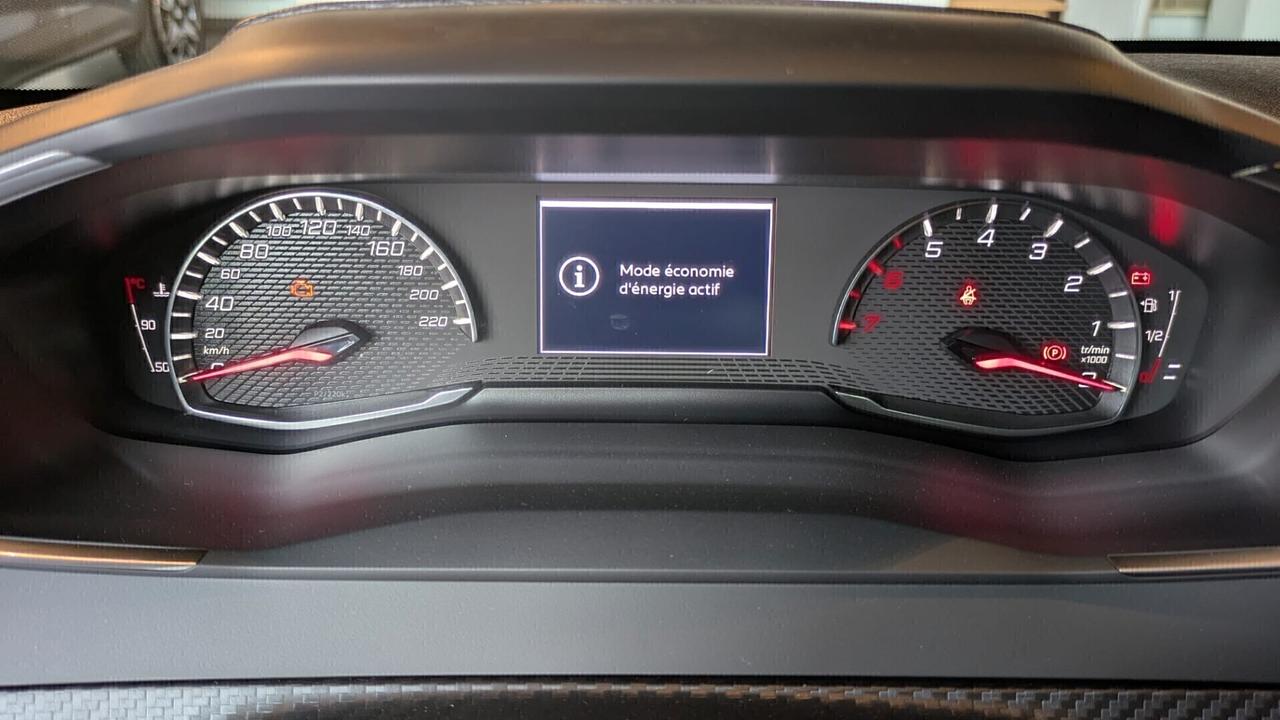 Peugeot 208 BUSINESS NUOVO MOTORE 100 TURBO A CATENA NO CINGHIA !!