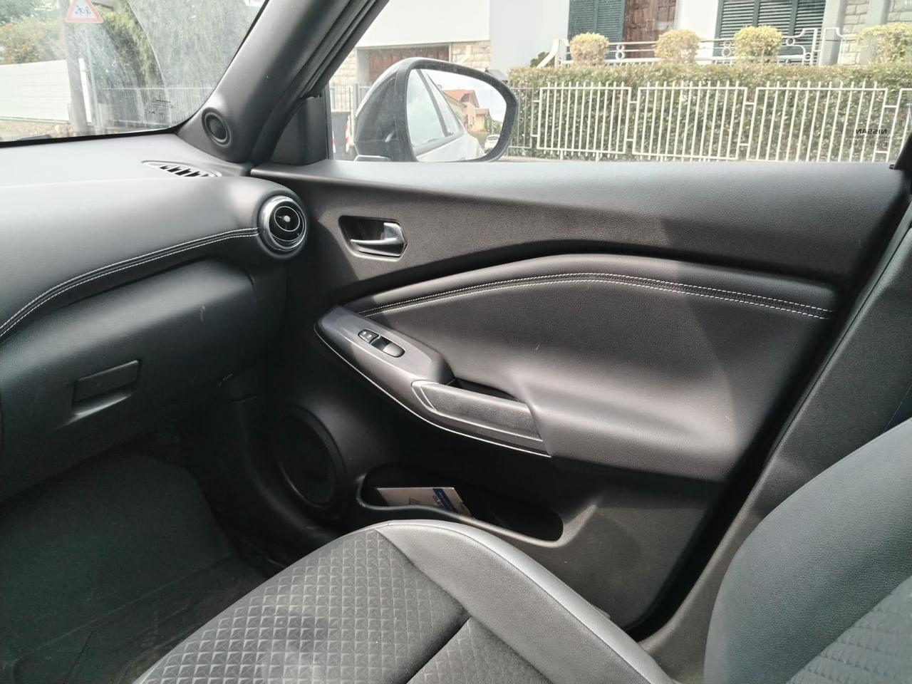 Nissan Juke N-Connecta 1.6 HEV  #5742