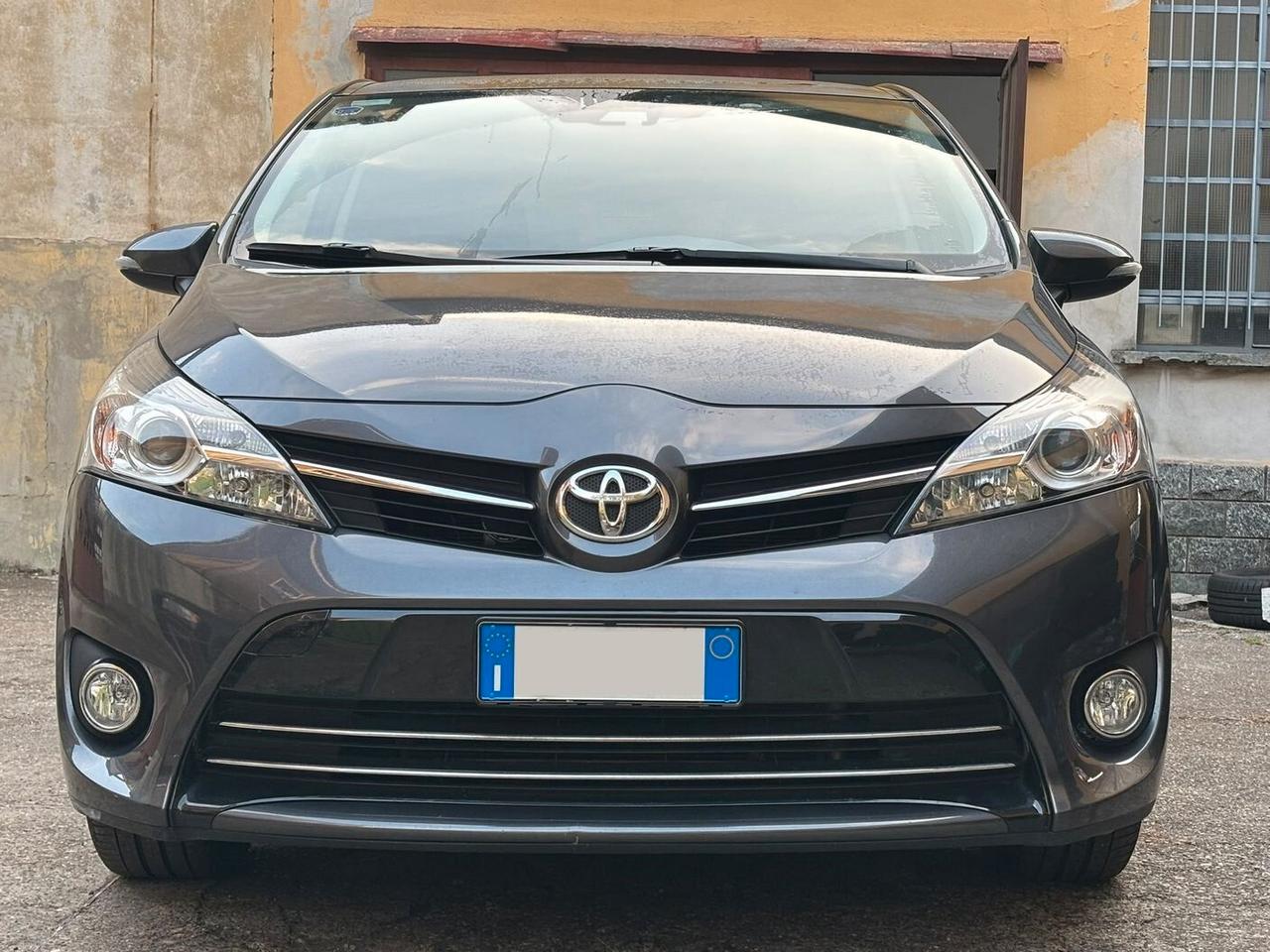 Toyota Verso 1.6 Style 5 posti * 59.000 KM *
