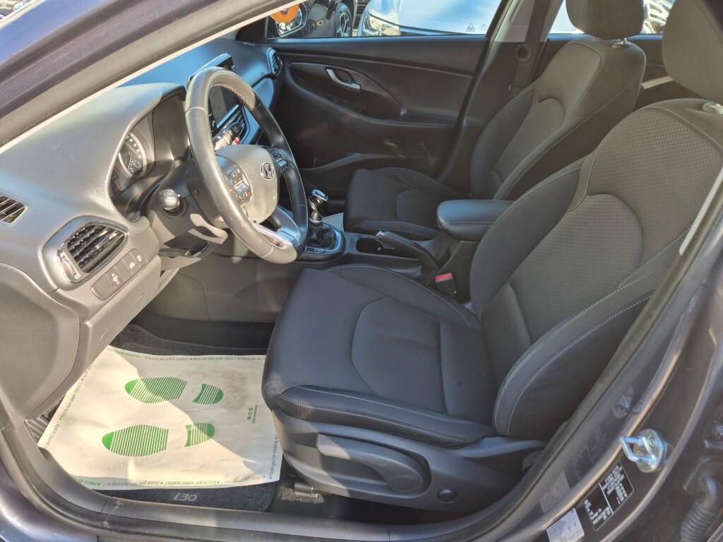 Hyundai i30 1.6 CRDi 110CV NAVI-LED-CAMERA
