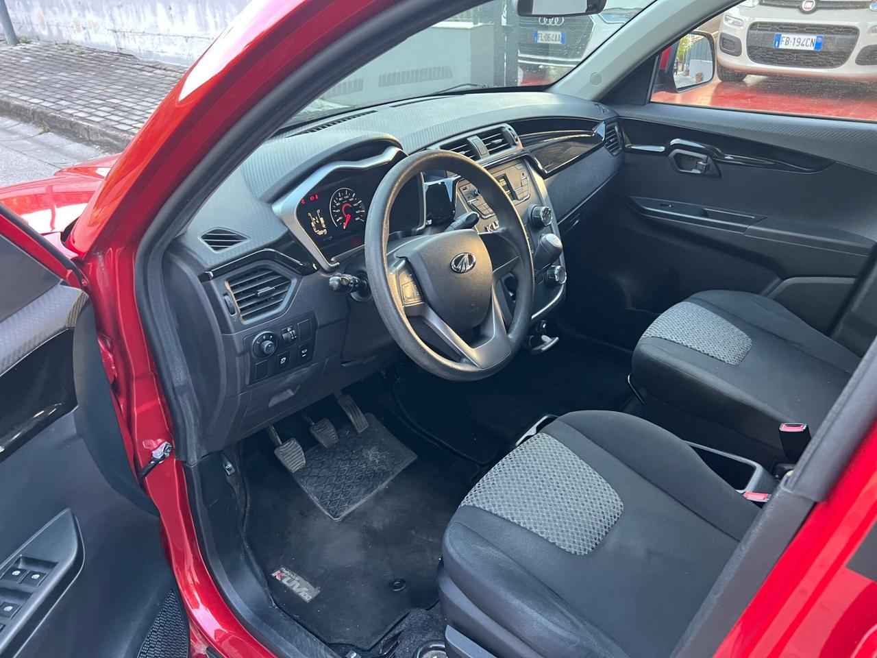 Mahindra KUV100 1.2 benzina soli 48000km 2018