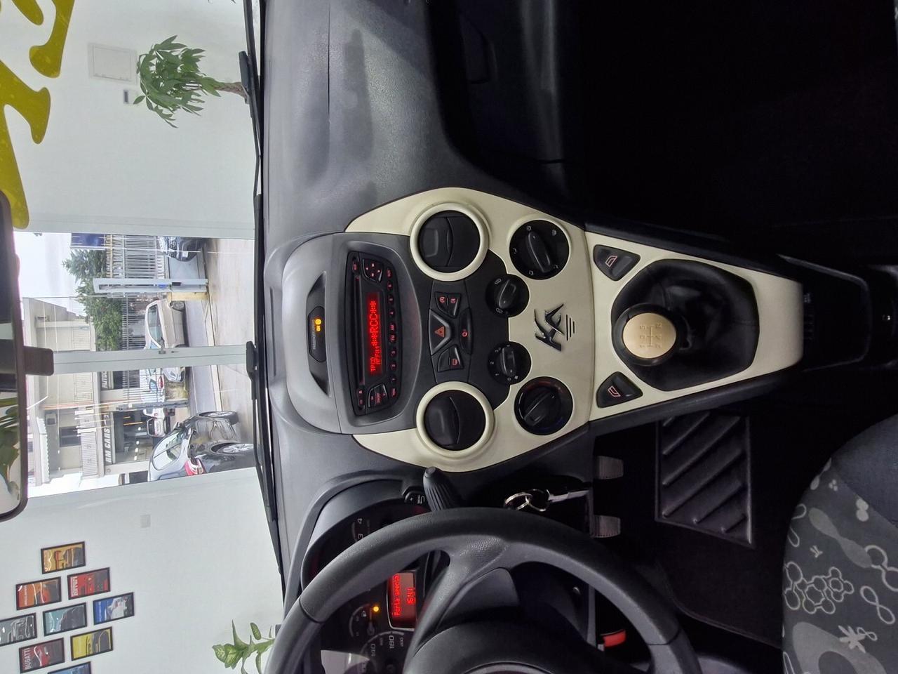 FORD KA 1.2 BENZINA 69CV ANNO 2015 84000KM