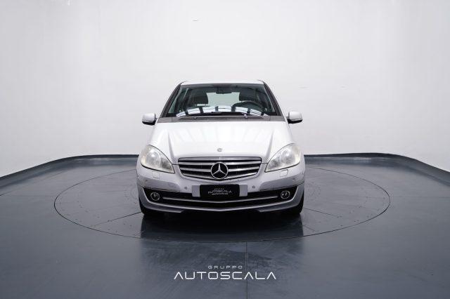 MERCEDES-BENZ A 180 CDI Automatic Premium