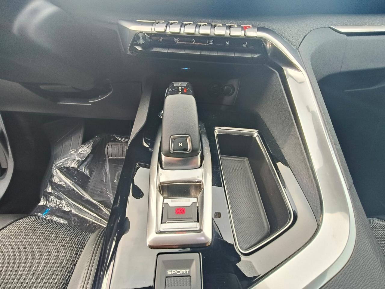 Peugeot 3008 BlueHDi 130 S&S EAT8 Allure