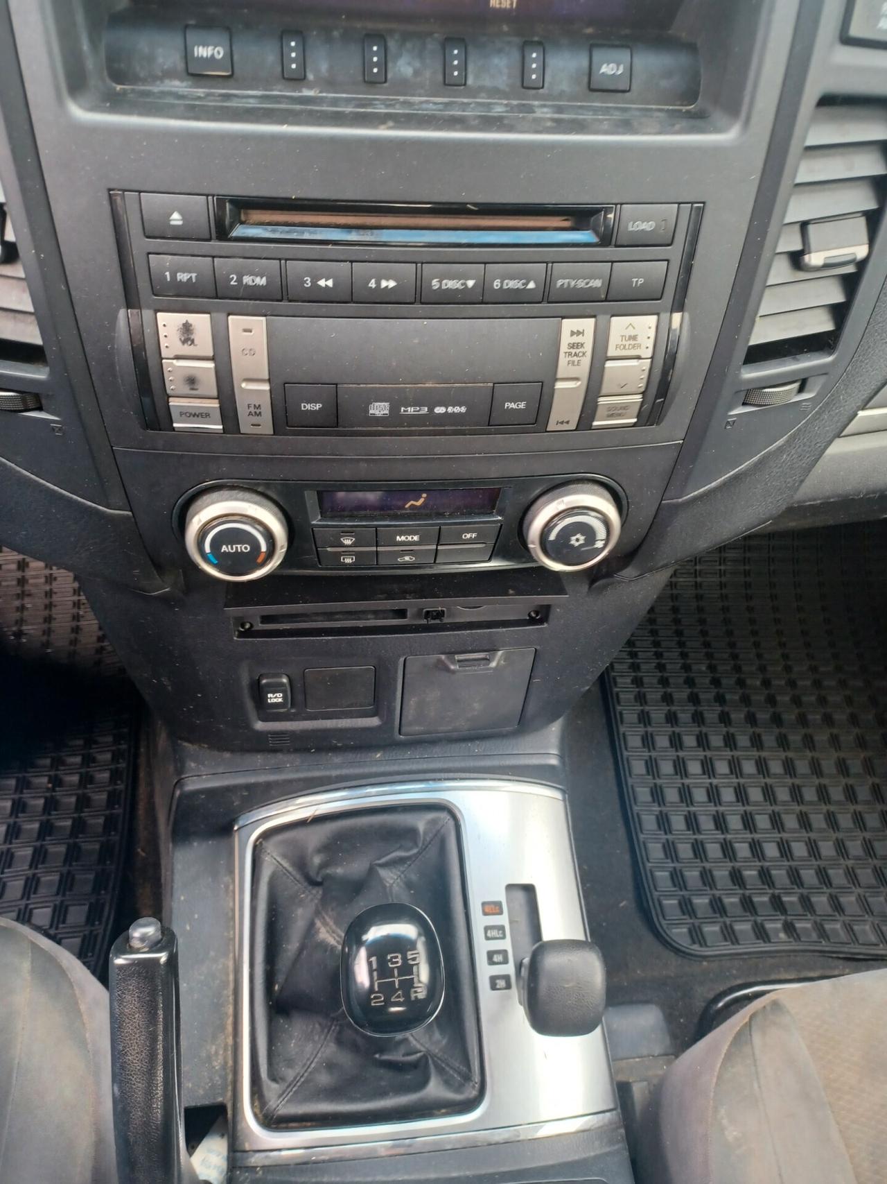 Mitsubishi Pajero 3.2 DI-D 16V 5p. Intense