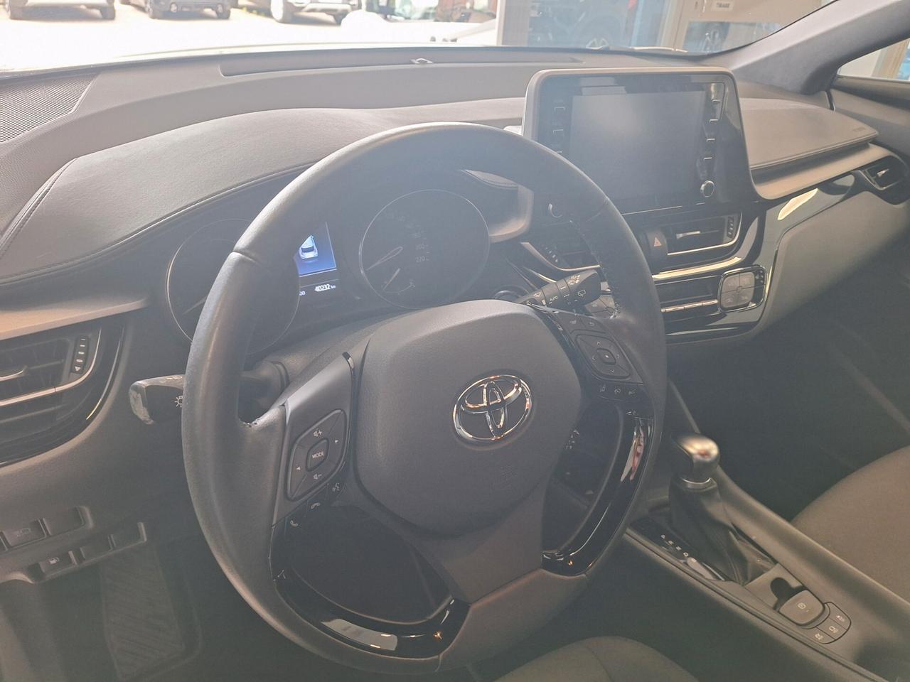 Toyota C-HR 1.8 Hybrid E-CVT Business