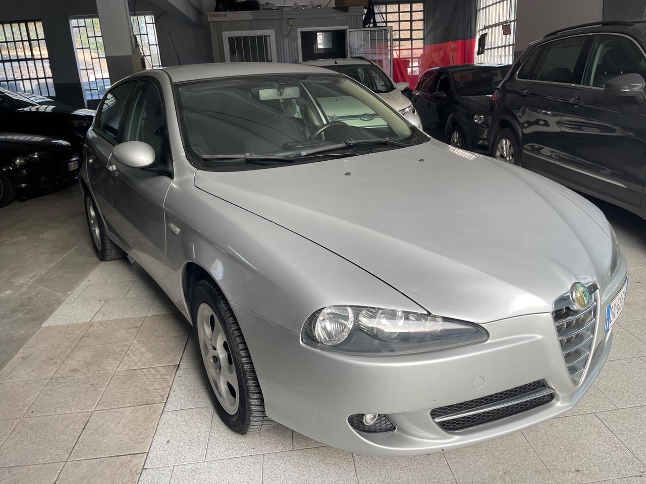 Alfa Romeo 147 1.9 JTD (120) 5 porte Murphy&Nye