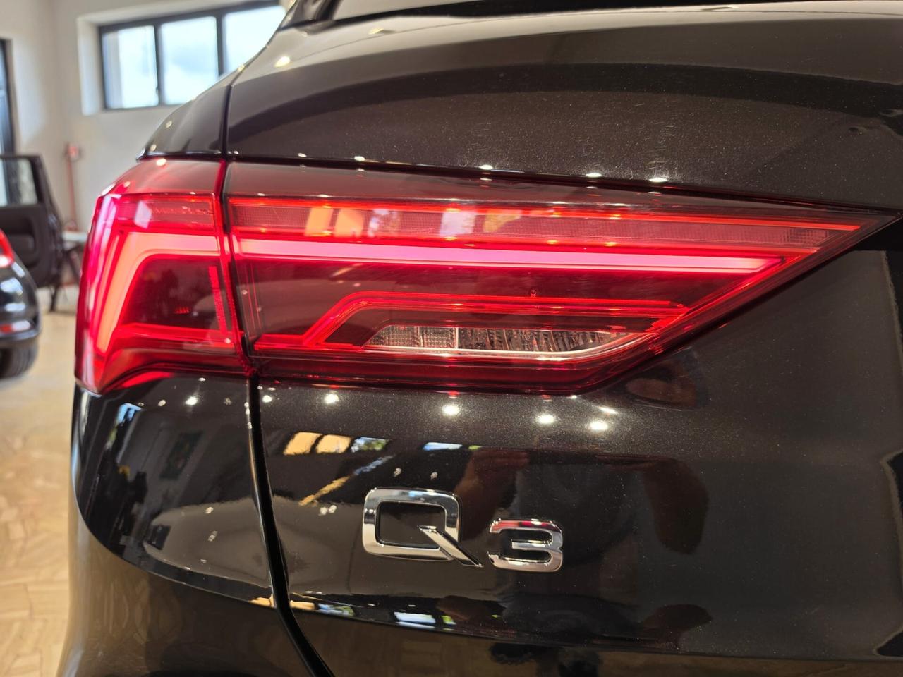 Audi Q3 35 TDI S tronic Business Advanced