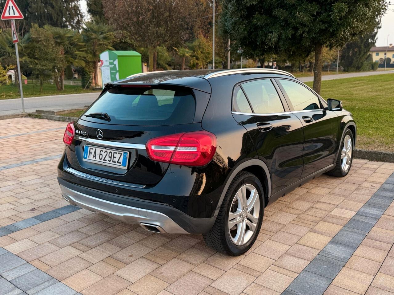 Mercedes-benz GLA 200 d Automatic NEOPATENTATI