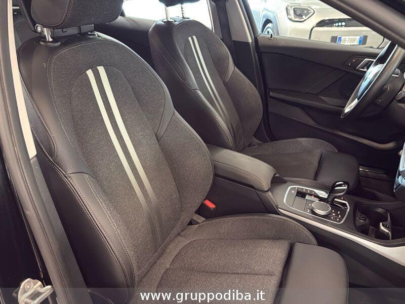 BMW Serie 1 F40 Diesel 116d Sport auto