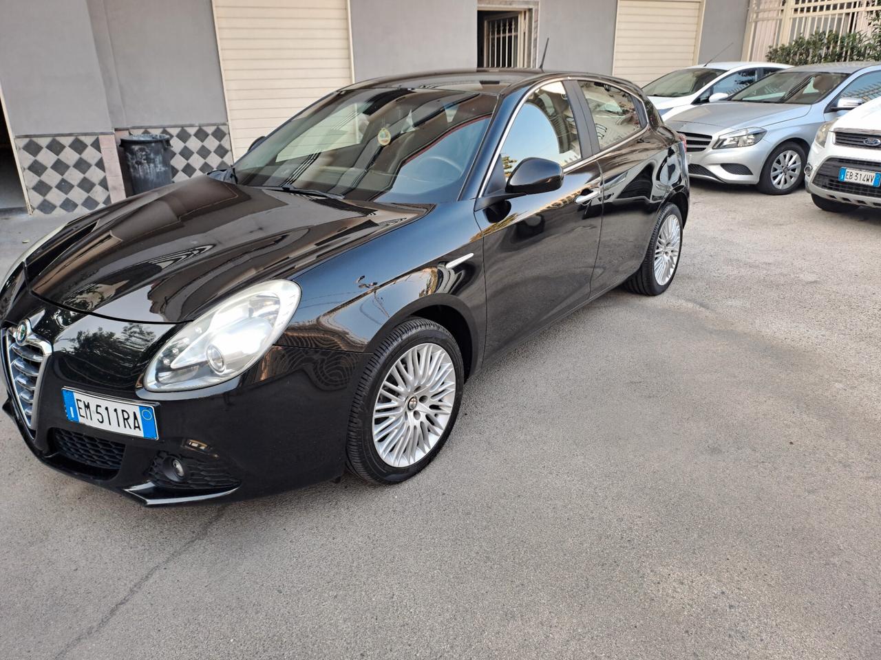 Alfa Romeo Giulietta 1.6 JTDm-2 105 CV Distinctive