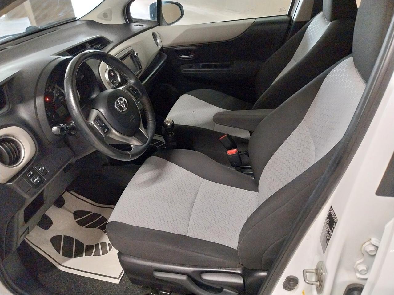 Toyota Yaris 1.4 D - 4 Lounge - ok neopatentati