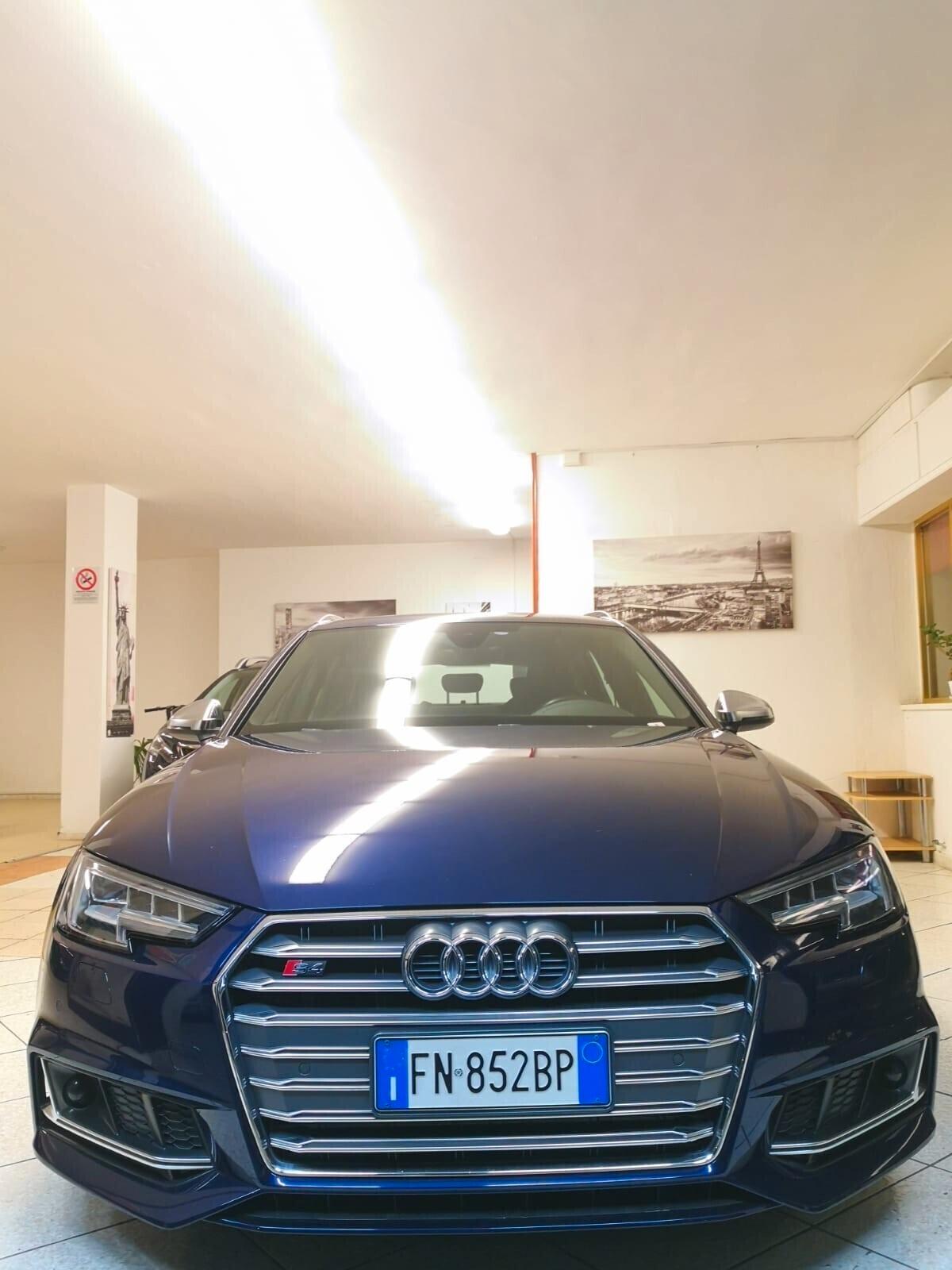 Audi S4 Avant 3.0 TFSI 353cv quattro tiptronic FULL IVA ESPOSTA