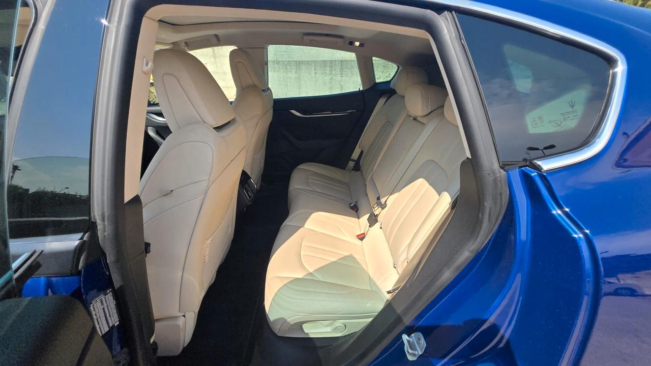 Maserati Levante V6 AWD Gransport