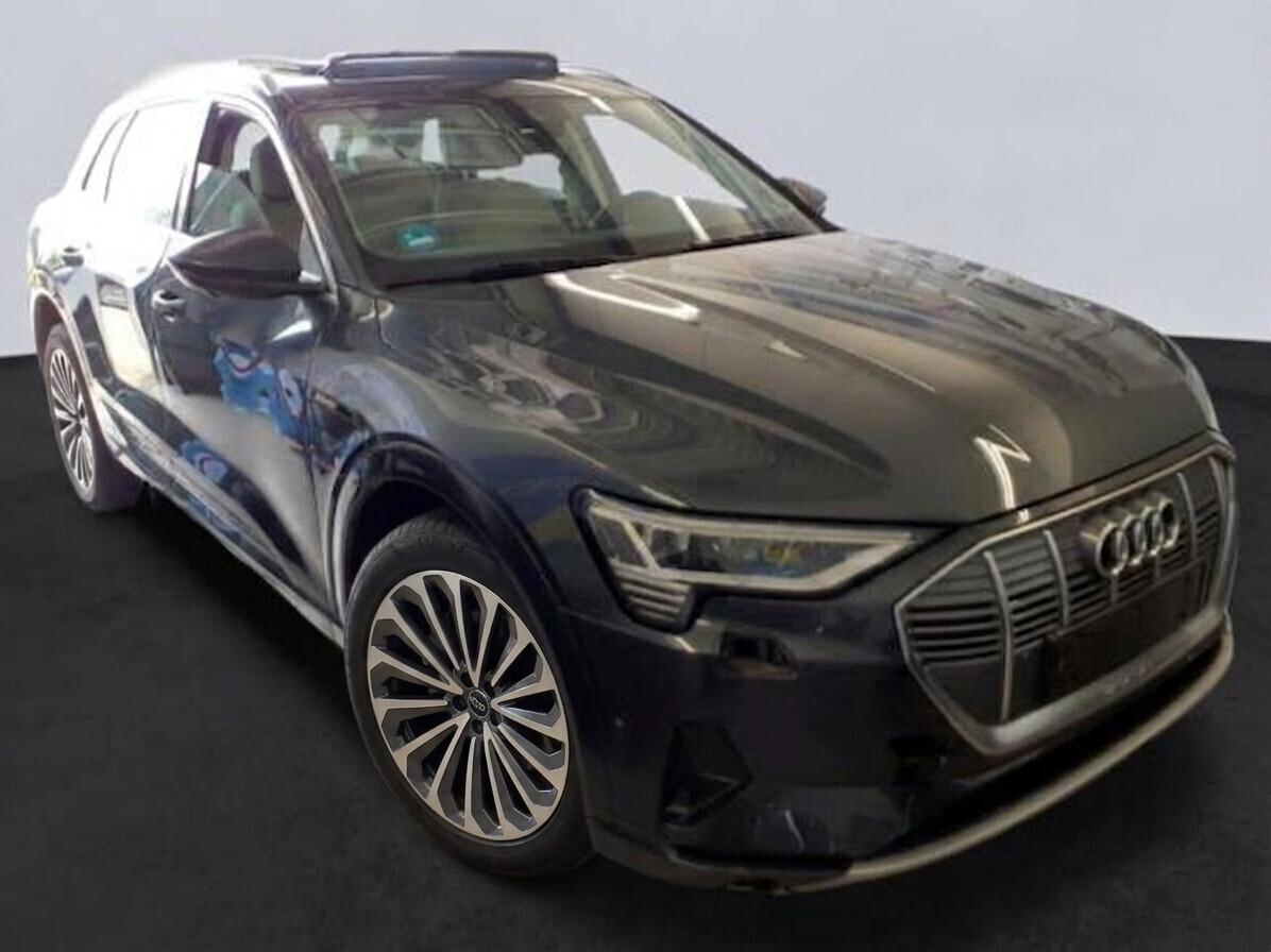 e-tron 55 Quattro 408 CV TETTO APRIBILE 360° MATRIX HEAD-UP BANG&OLUFSEN 21"