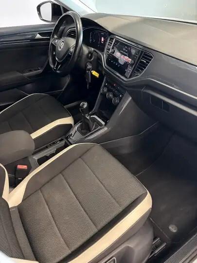 Volkswagen T-Roc 1.6 tdi Advanced~Unipro~Promo~Finanziamento