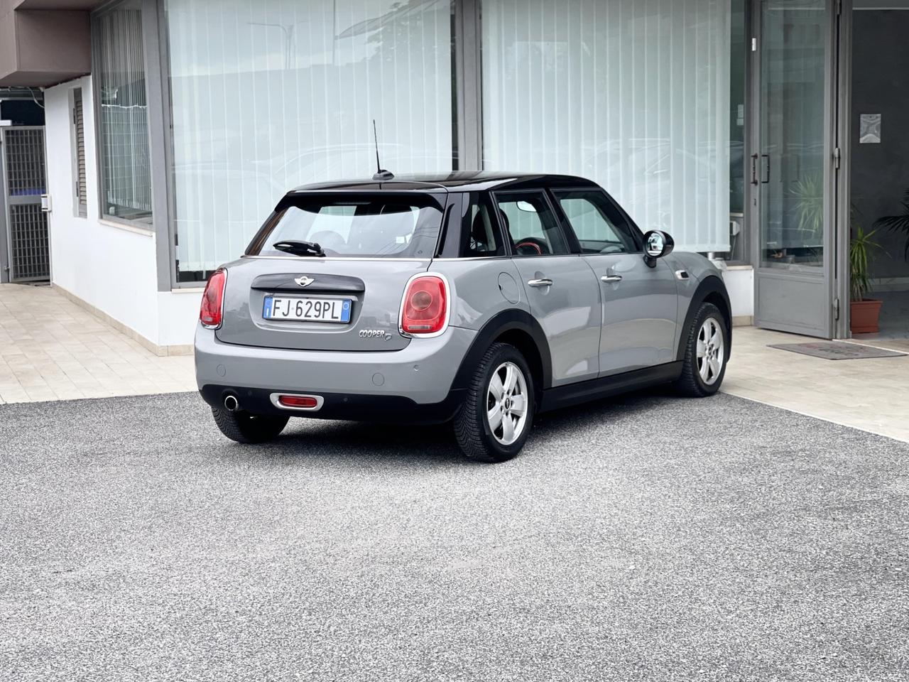 Mini Cooper 1.5 Diesel 116CV E6 Neo - 2017
