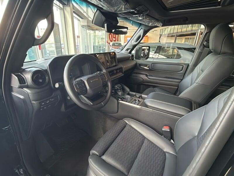 Toyota Land Cruiser 2.8L Diesel 48V MHEV Lounge A/T