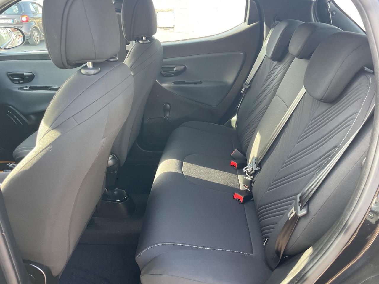 LANCIA YPSILON 1.0 HYBRID 70 (CV) 2022