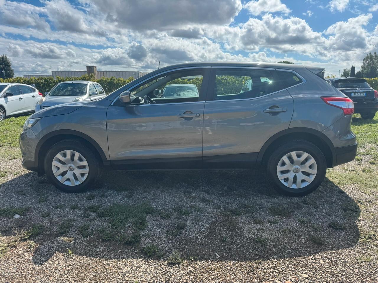 Nissan Qashqai 1.2 Benz 2014 SOLAMENTE 98.000 KM