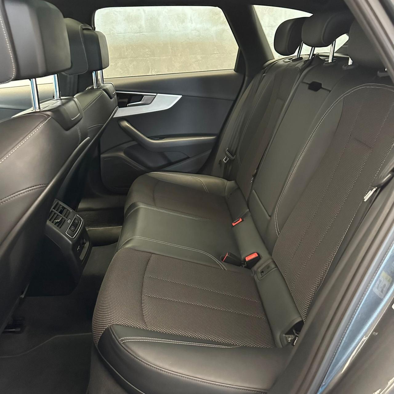 Audi A4 Avant 50 TDI quattro tiptronic Business S-LINE
