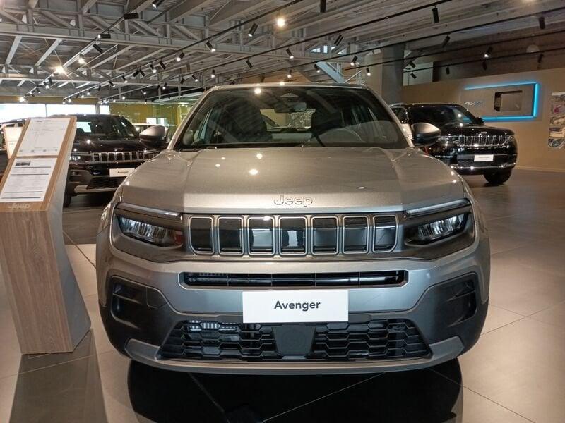 Jeep Avenger e-Hybrid 1.2 MHEV e-Hybrid Turbo Longitude