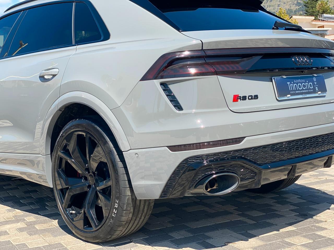 Audi RS Q8 4.0 TFSI 600CV tiptronic mhev quattro