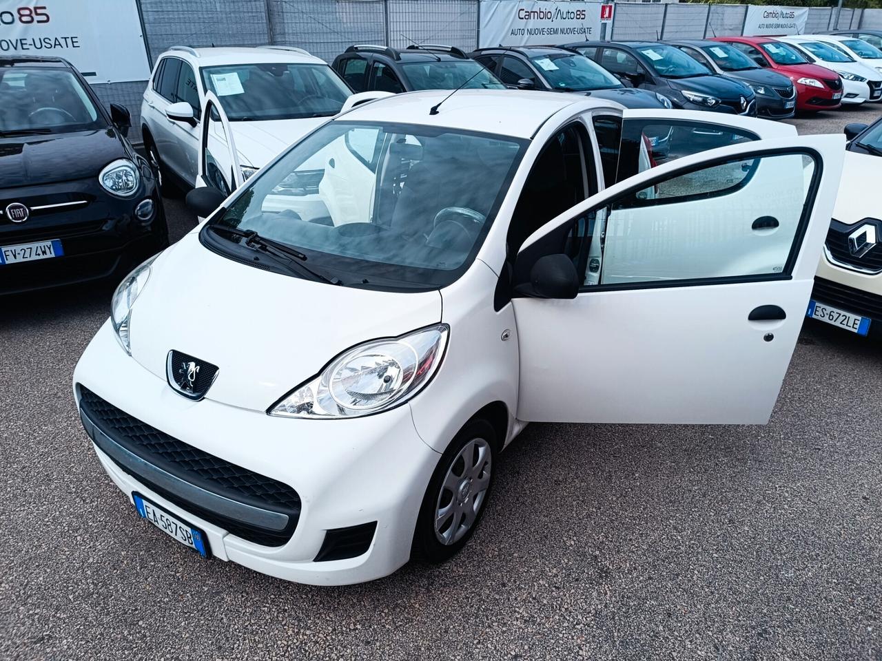 Peugeot 107 1.0 68CV 5p. Desir