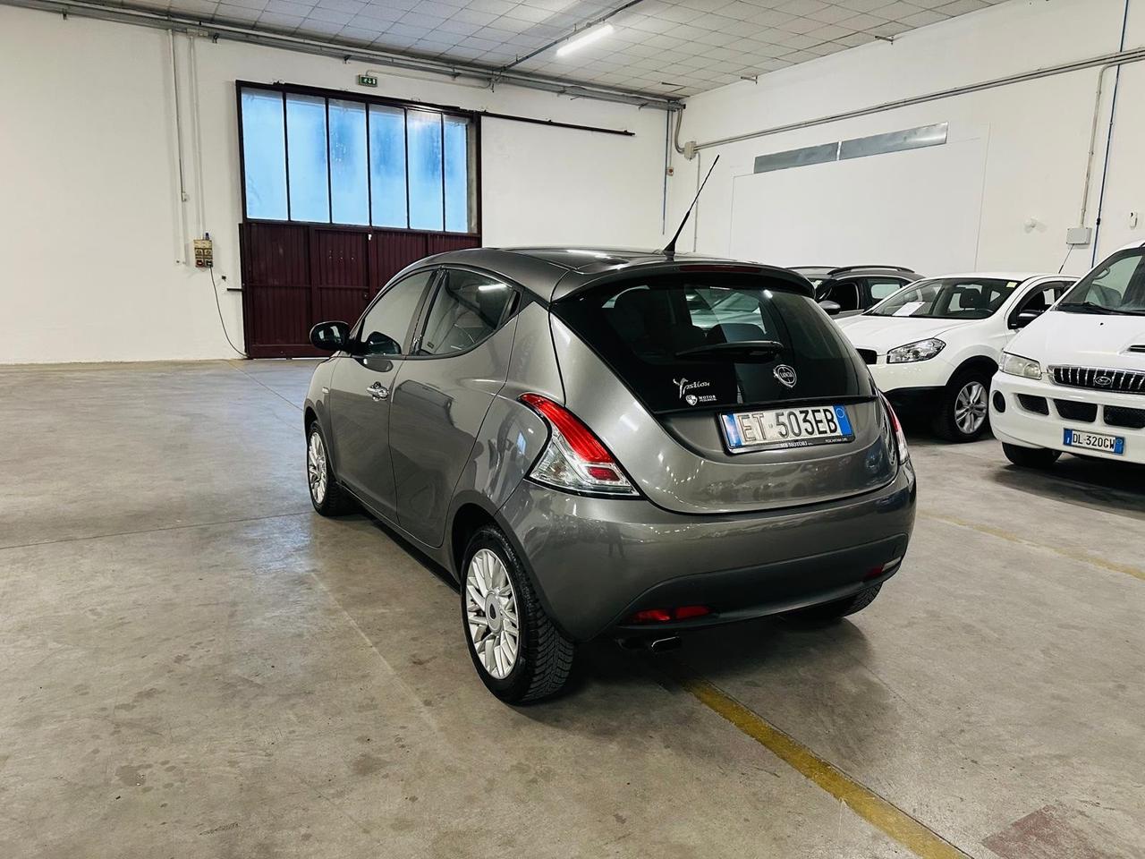 Lancia Ypsilon 1.3 MJT 16V 95 CV 5 porte S&S Gold