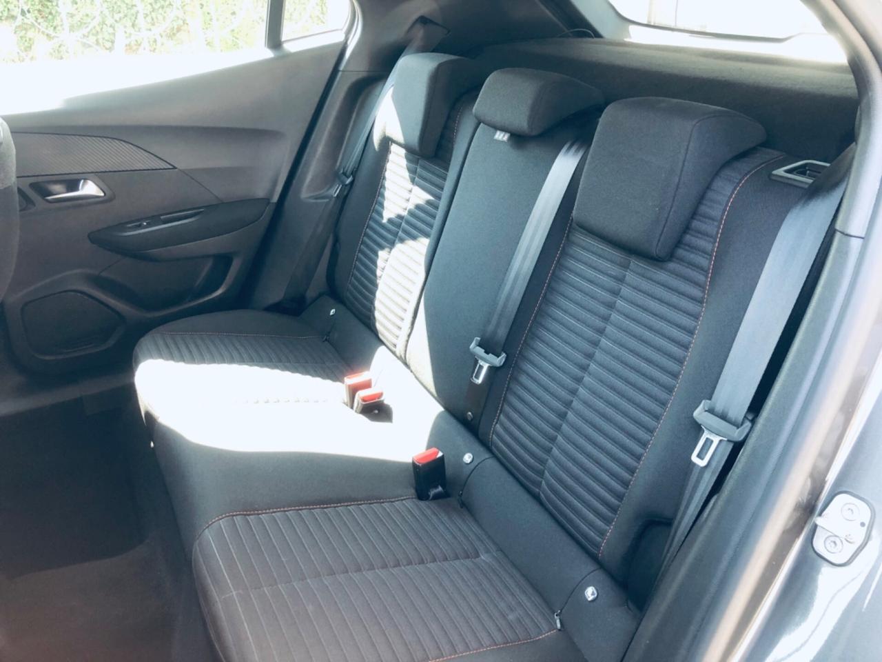 Peugeot 2008 BlueHDi 110 S&S Allure Pack