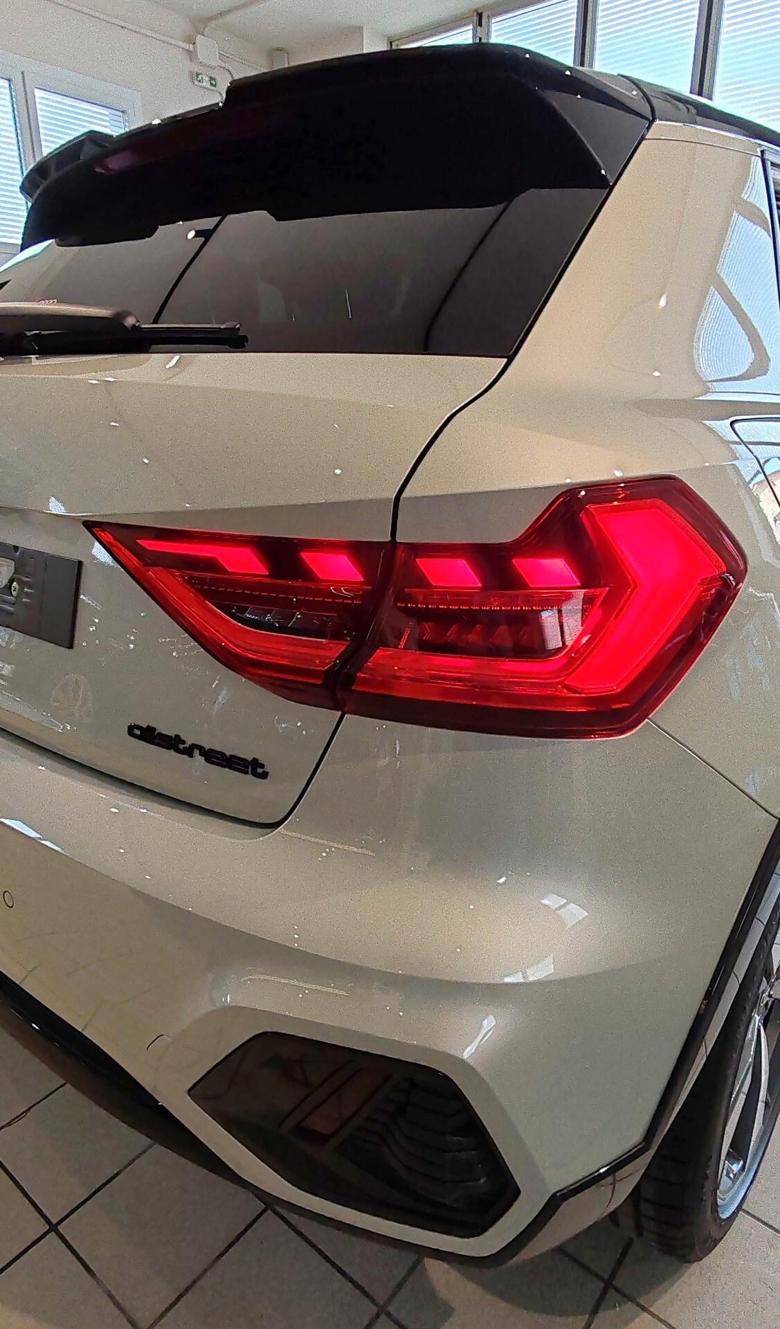 Audi A1 allstreet 30 TFSI Identity Contrast