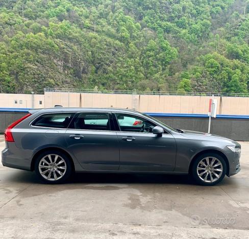VOLVO V90 D4 Geartronic Momentum CRONOLOGIA TAGL