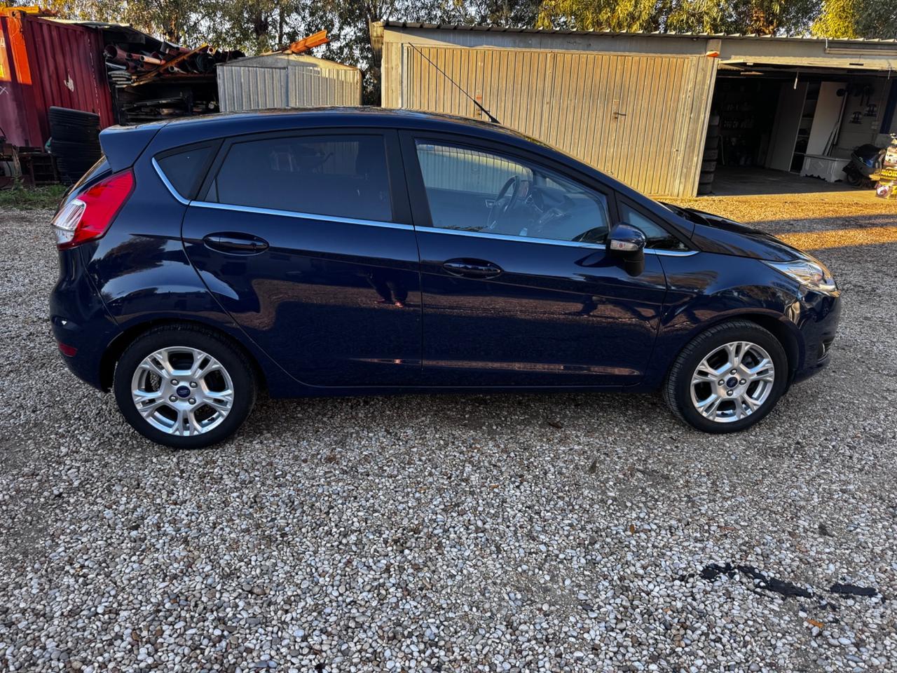 Ford Fiesta 1.0 80CV 5 porte Titanium