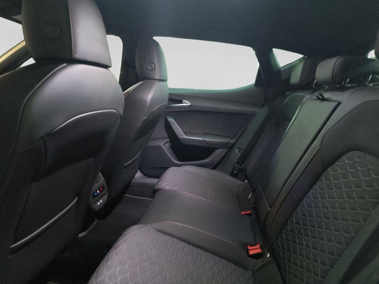SEAT Leon IV 2020 - Leon 2.0 tdi FR 115cv