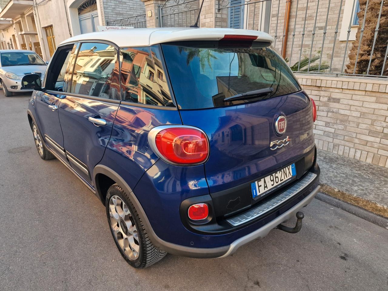 Fiat 500L 1.6 Multijet TREKKING (GANCIO TRAINO)