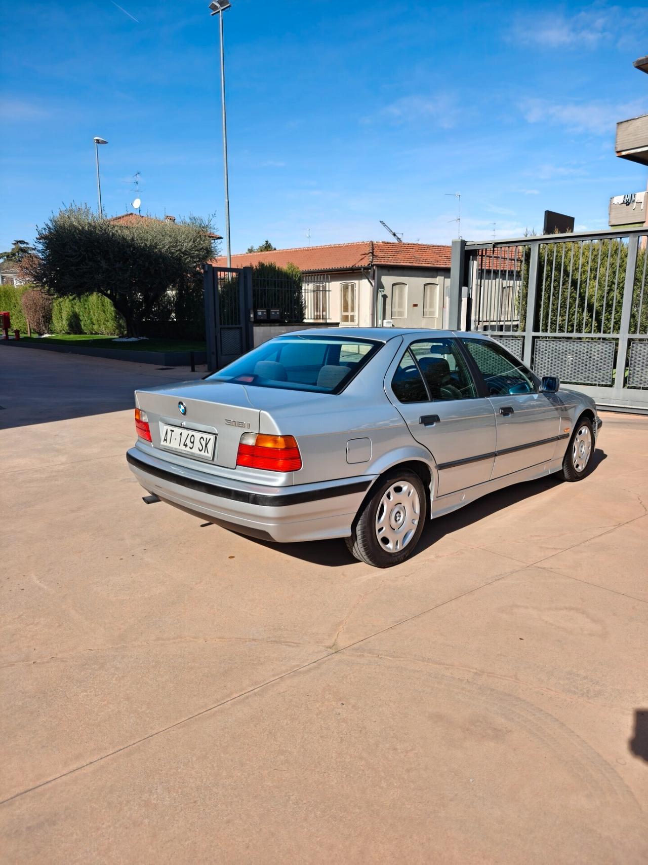 Bmw 318 318i cat 4 porte