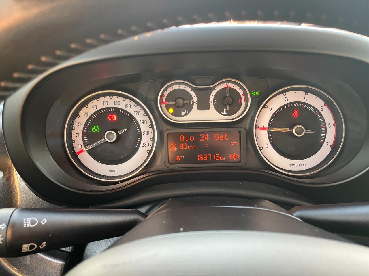 FIAT 500L ANNO 01/2015 1.3 MJT 85 CV