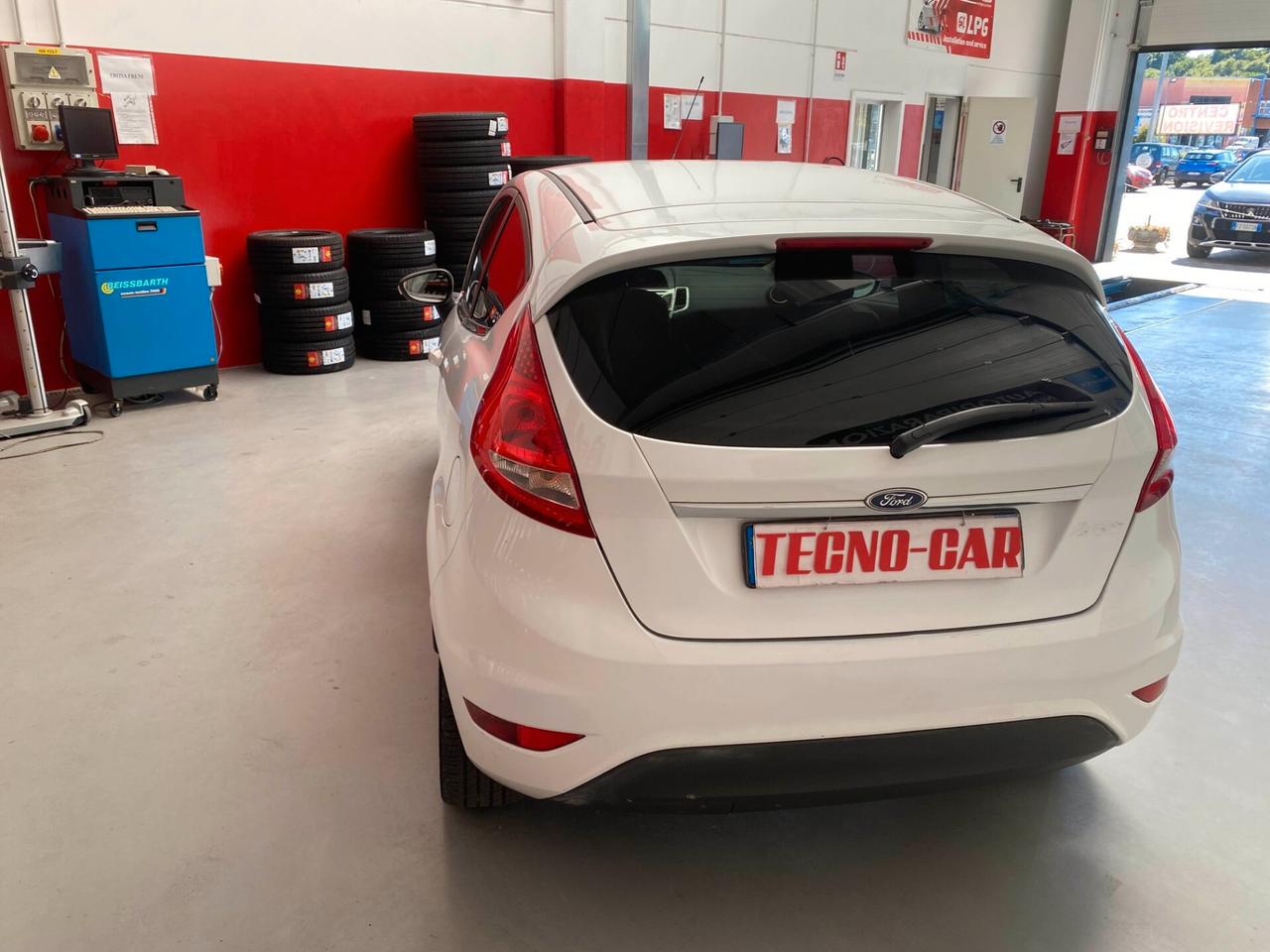 Ford Fiesta 1.4 TDCi 68CV 3 porte Titanium