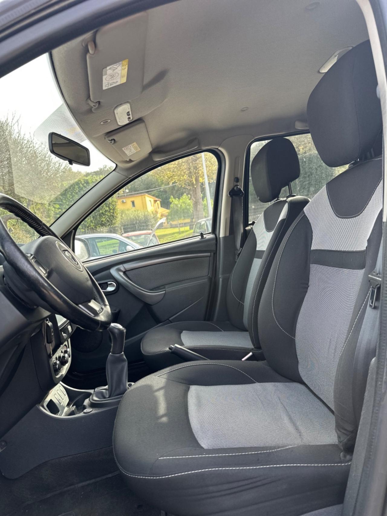 Dacia Duster 1.6 115CV S&S 4x2 Serie Speciale GPL Lauréate Family