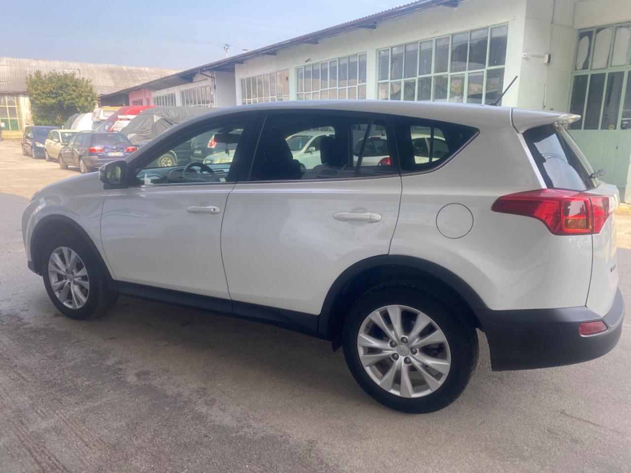 Toyota RAV 4 RAV4 2.2 D-CAT A/T 4WD Style
