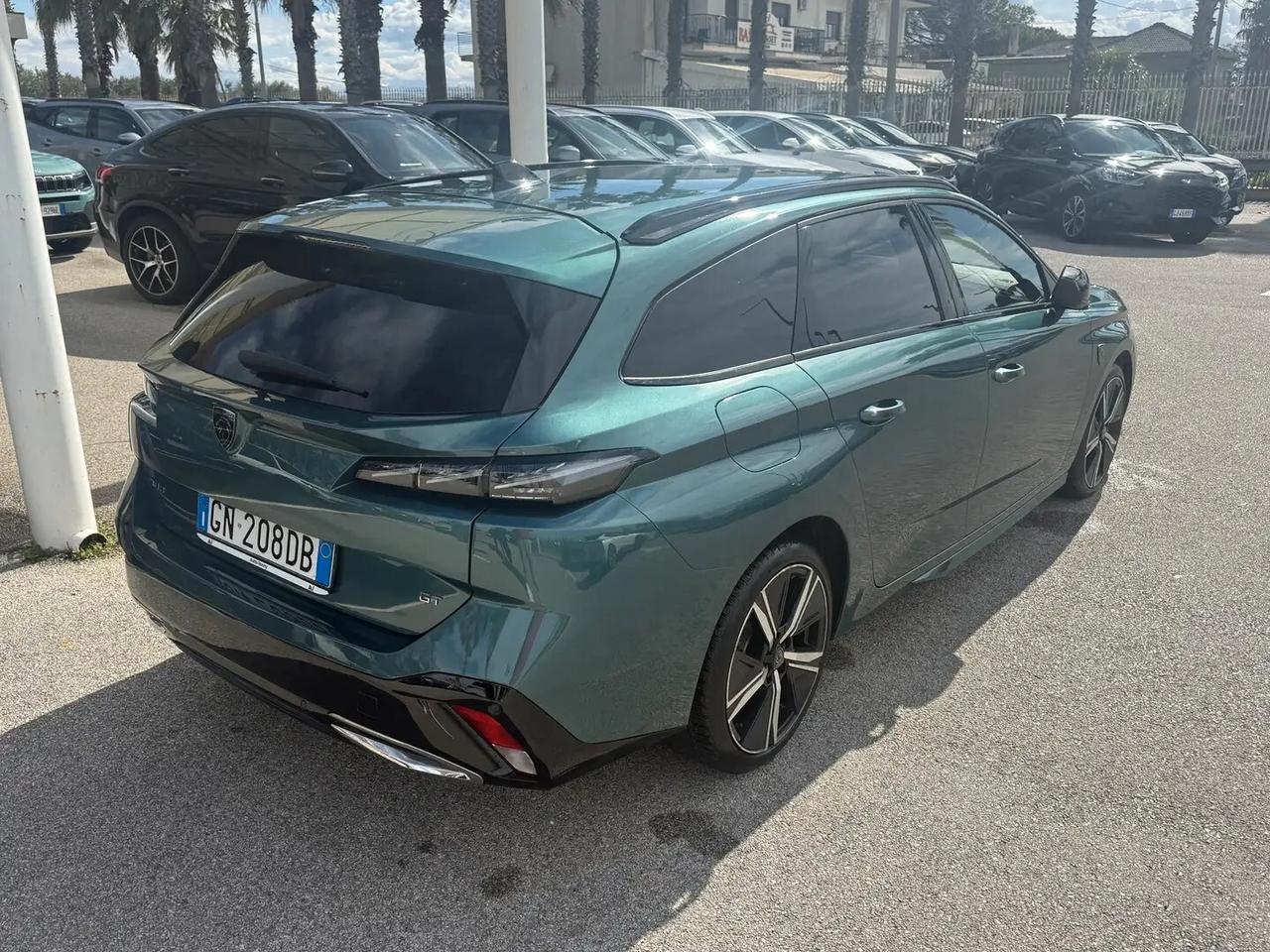 Peugeot 308 BlueHDi 130 S&S EAT8 GT