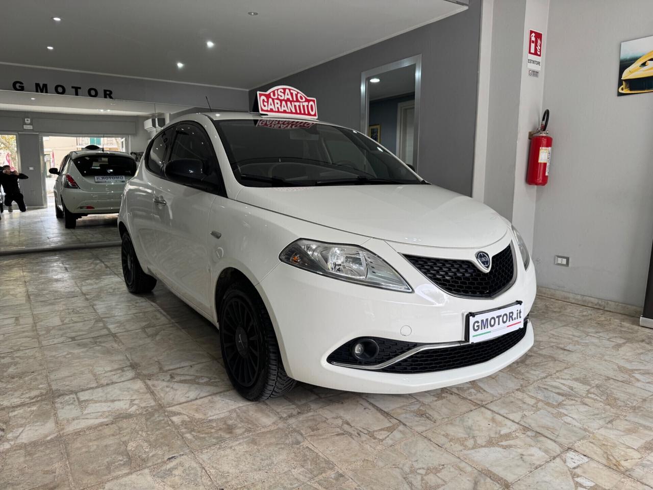 Lancia Ypsilon 1.3 MJT 95 CV 5 porte S&S Gold