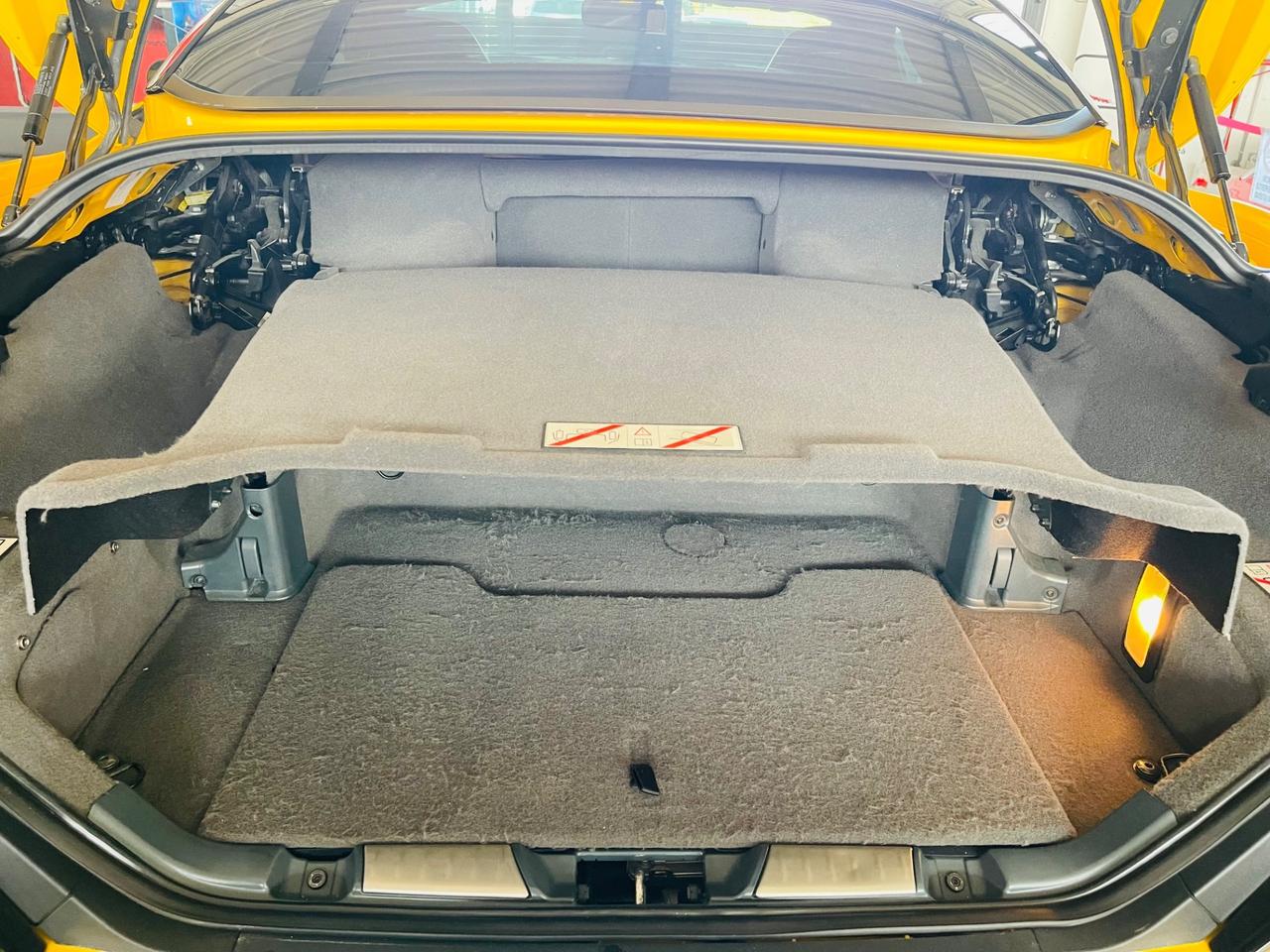 Ferrari California DCT Tailor Made PERMUTE RATE