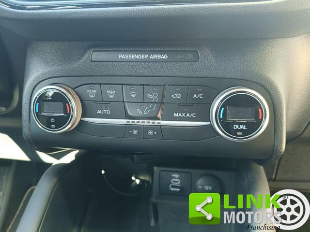 FORD Kuga 2.5 Full Hybrid 190 CVT 2WD ST-Line Design