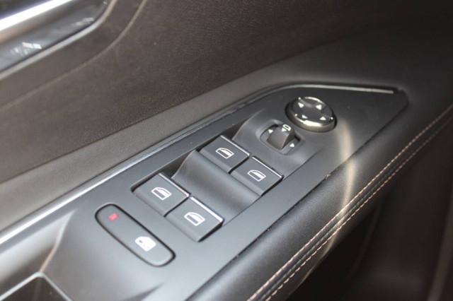 Peugeot 3008 II 1.5 bluehdi GT s&s 130cv AUTO con Navi e CarPlay