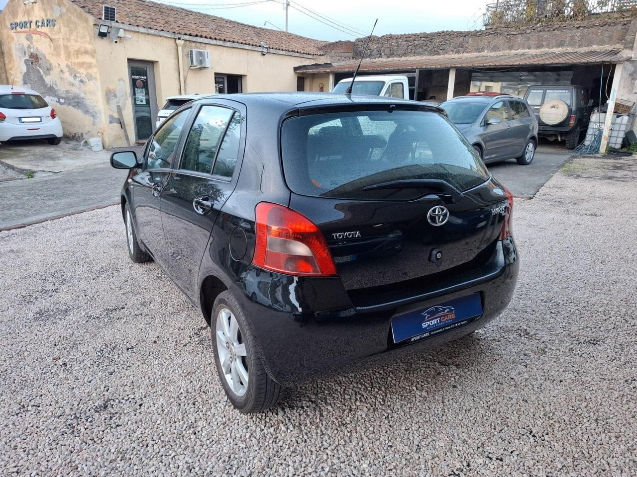 Toyota Yaris 1.4 D-4D 5 porte Sol