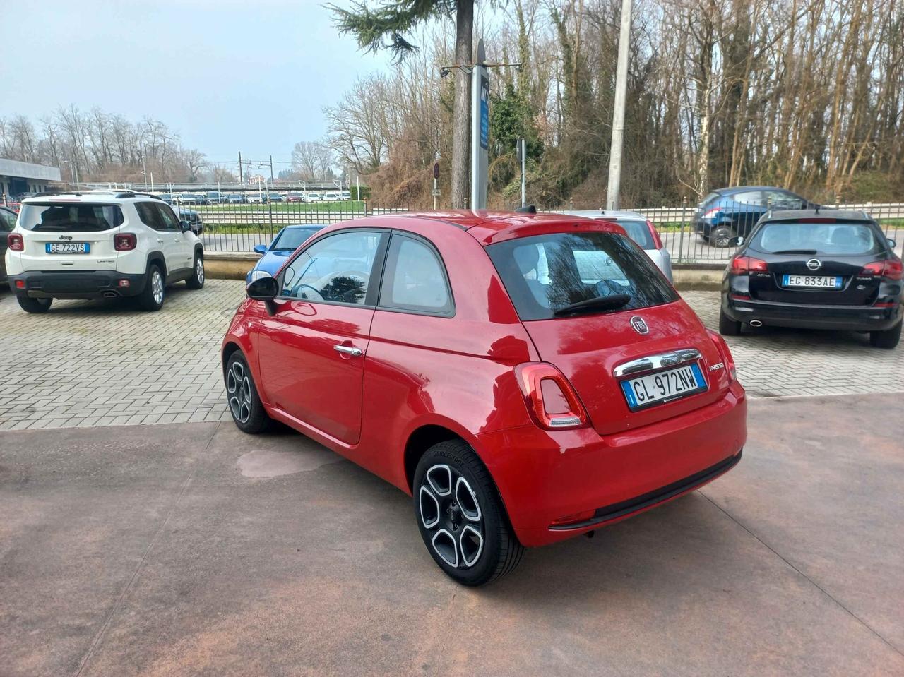 Fiat 500 1.0 Hybrid Red