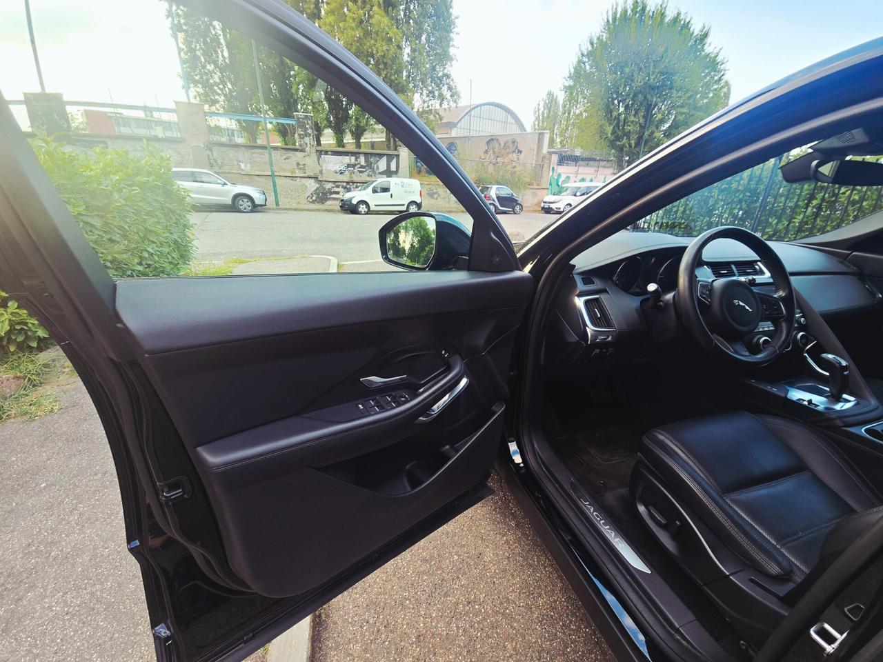 JAGUAR E-Pace 2.0d i4 (150cv) R-Dynamic S AWD