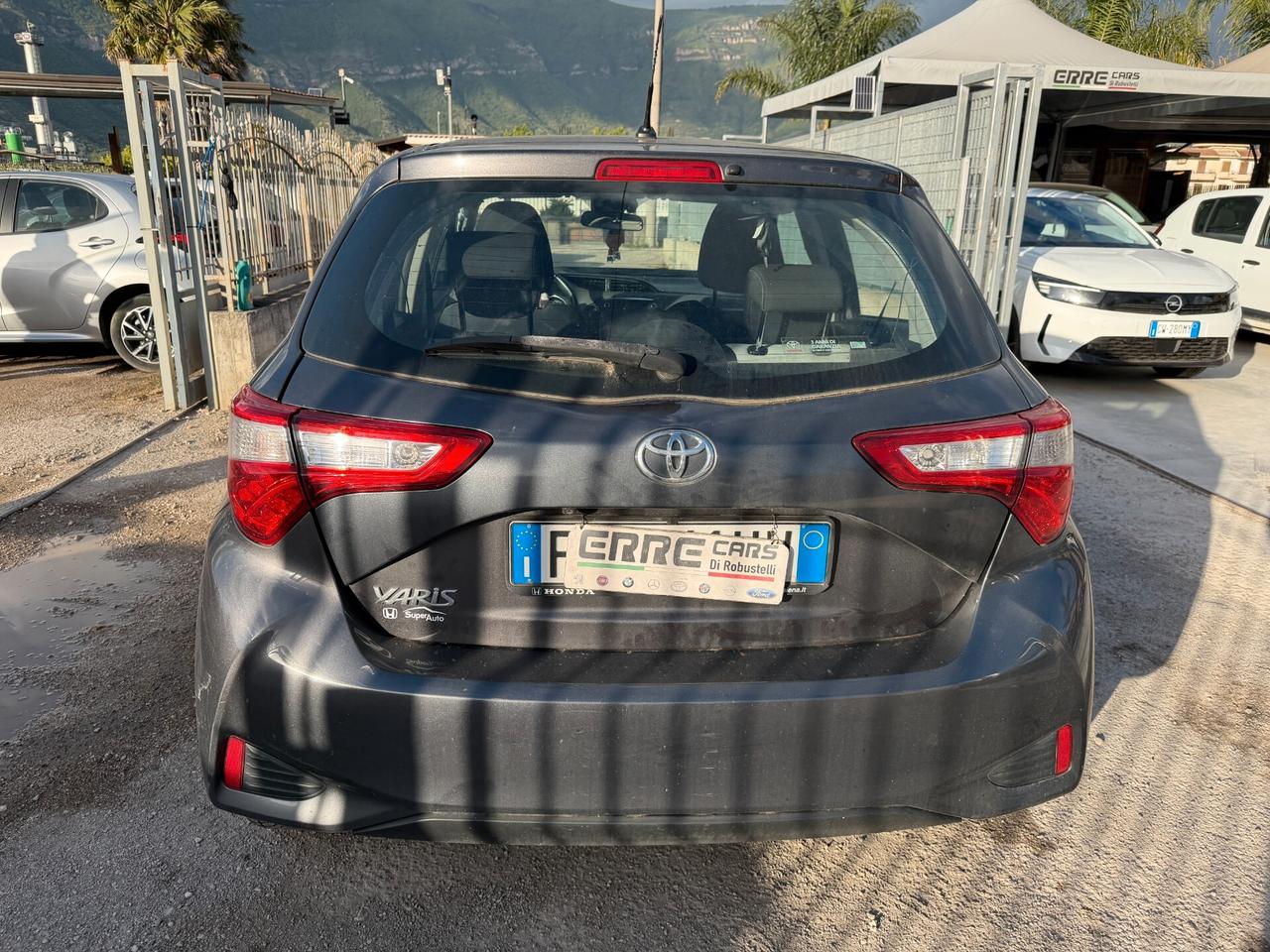 TOYOTA YARIS 2017 1.5 BENZINA 111 CV *MARCIANTE